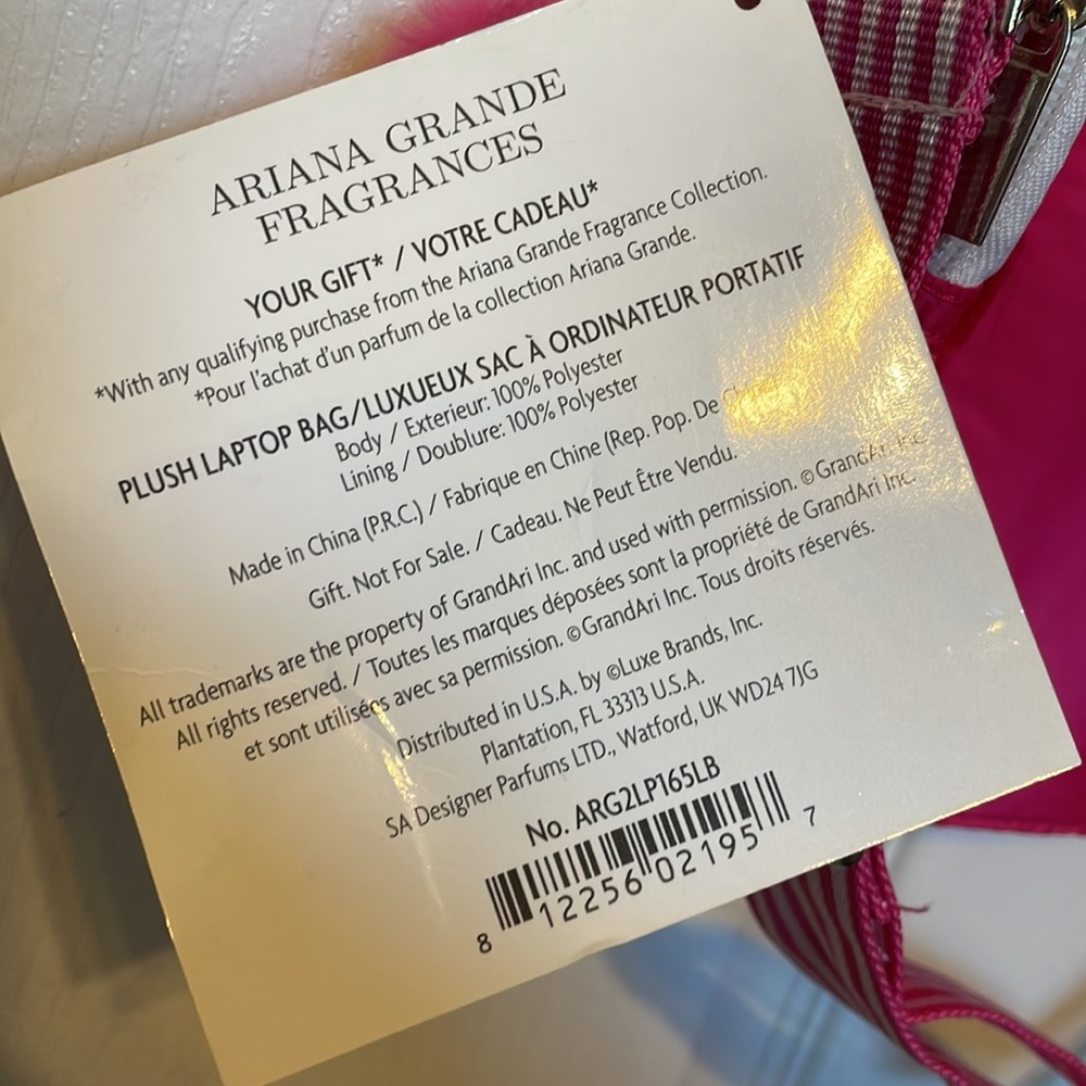 Ariana Grande Laptop Case - Picture 7 of 7